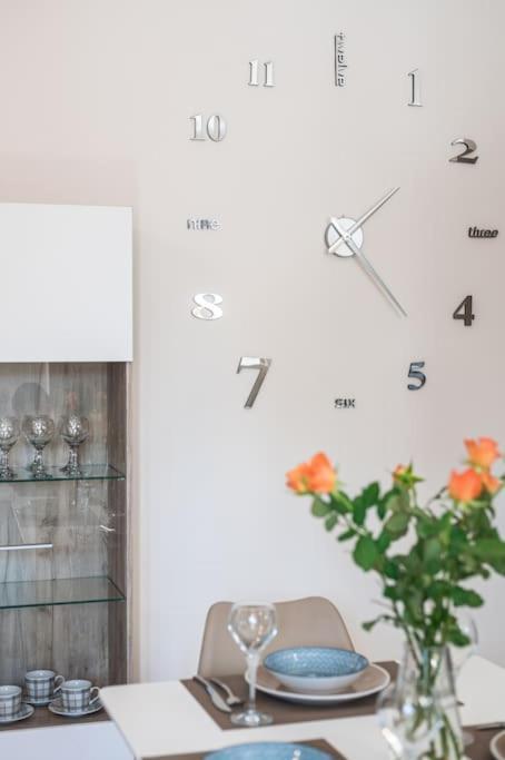 Effie'S Two Bedroom Apartment Нафплион Екстериор снимка