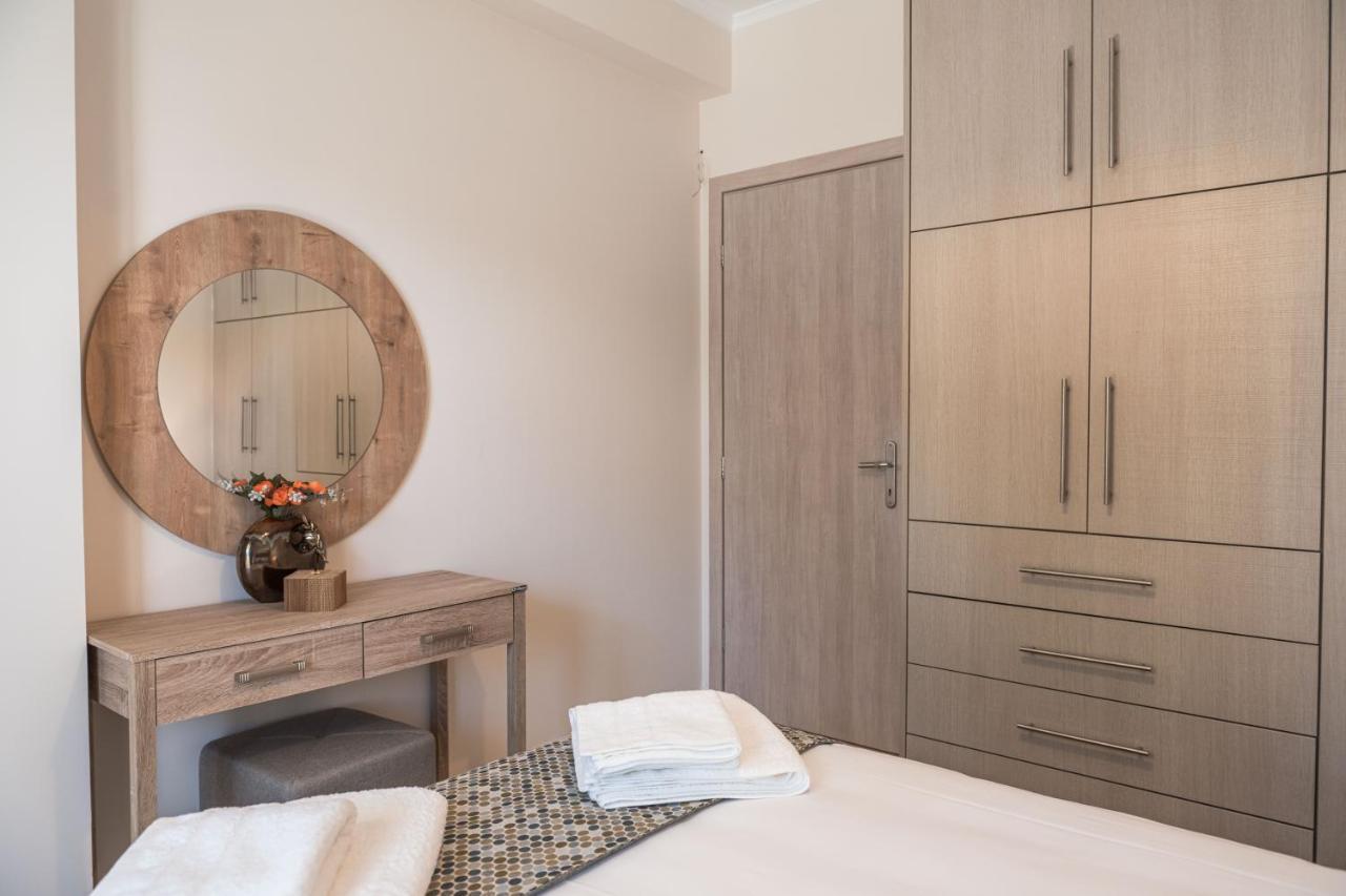 Effie'S Two Bedroom Apartment Нафплион Екстериор снимка